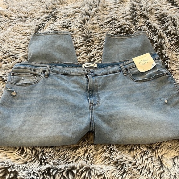 Abercrombie Fitch The Mom High Rise Jeans NWT 36 22s - Picture 3 of 9